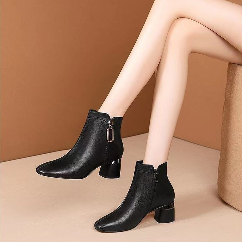 NOUVELLES BOTTES EN CUIR MARTIN À LA MODE 2024